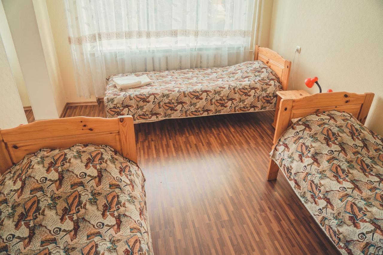 Hostel Nele โยห์ฟี ภายนอก รูปภาพ