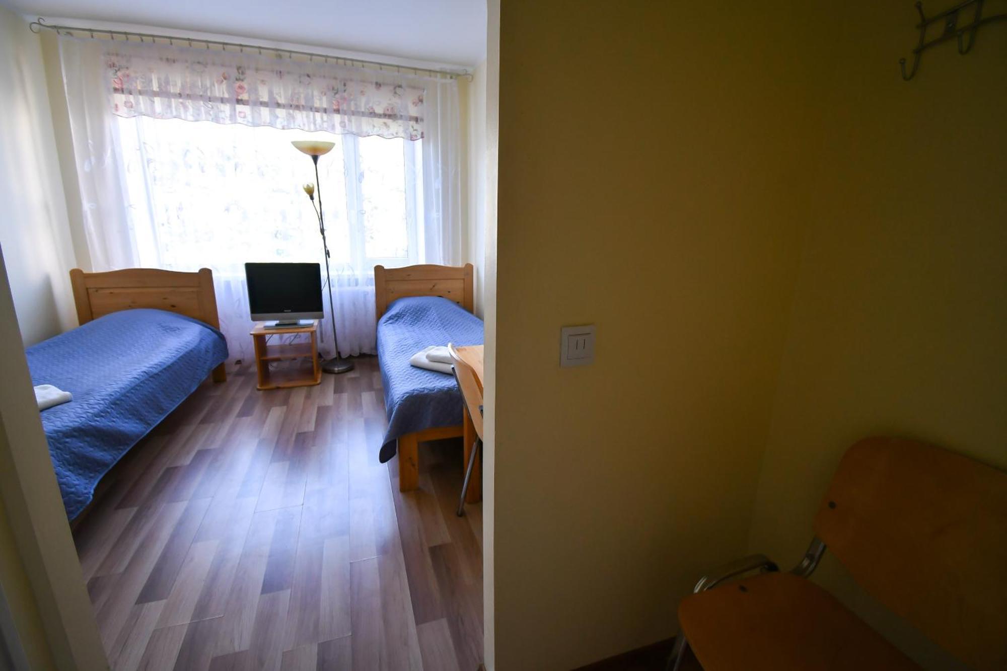Hostel Nele โยห์ฟี ภายนอก รูปภาพ