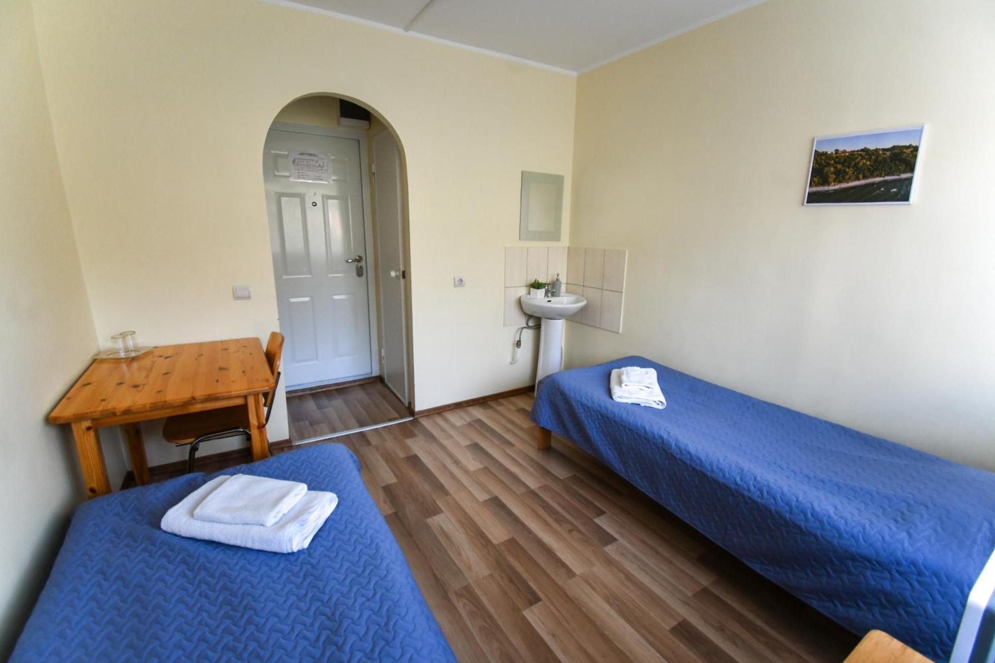 Hostel Nele โยห์ฟี ภายนอก รูปภาพ